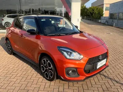 Suzuki Swift 1.4h Sport 2wd del 2023 usata a Tortona