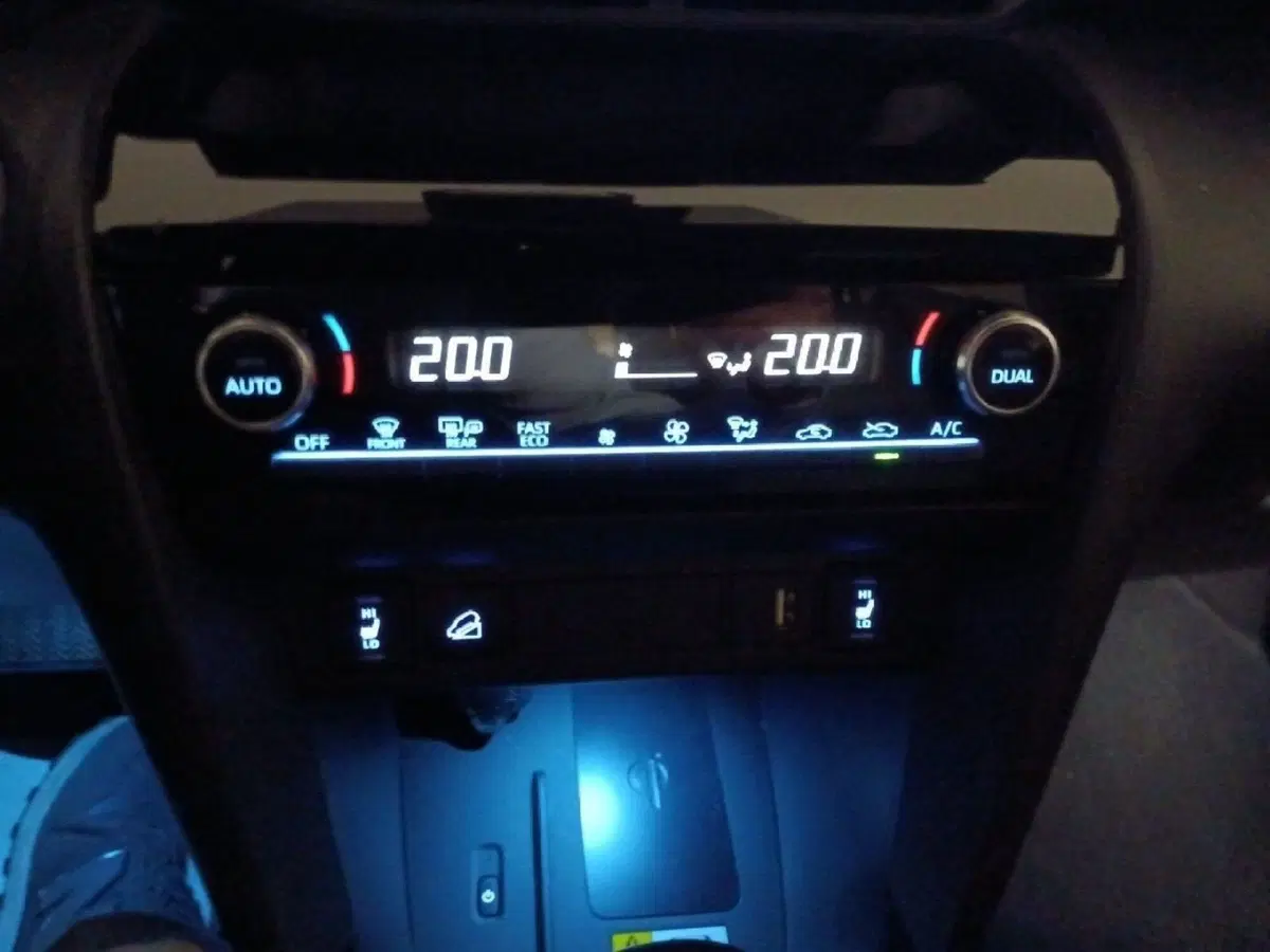 Toyota Yaris Cross usata a Milano (15)
