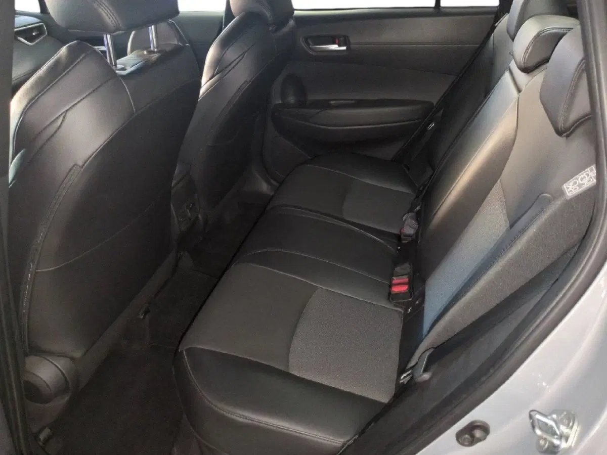 Toyota Corolla Cross Hybrid usata a Milano (12)