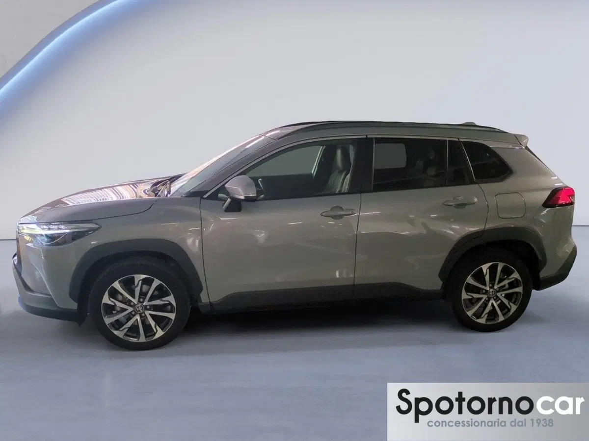 Toyota Corolla Cross Hybrid usata a Milano (3)