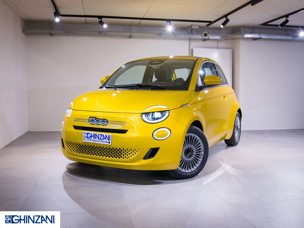 Fiat 500 nuova a Bergamo (2)