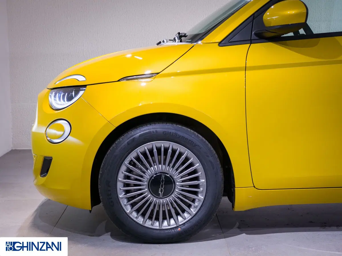 Fiat 500 nuova a Bergamo (9)