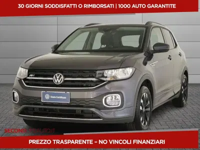 Volkswagen T-Cross 1.0 TSI 110 CV Sport del 2023 usata a San Salvo