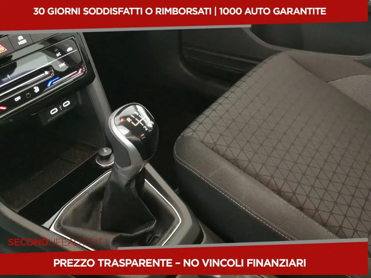 Volkswagen T-Cross usata a Chieti (14)
