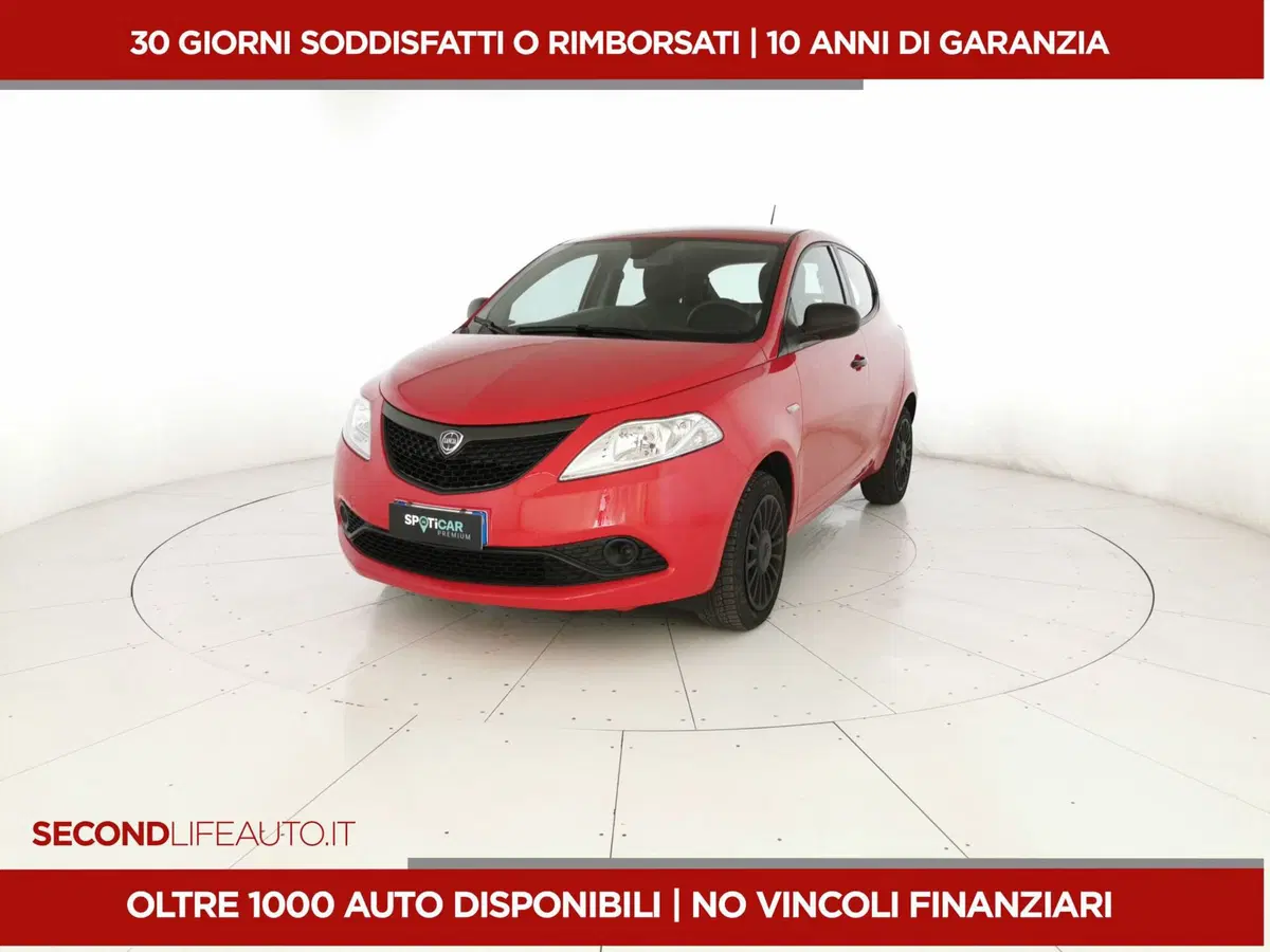 Lancia Ypsilon usata a Chieti