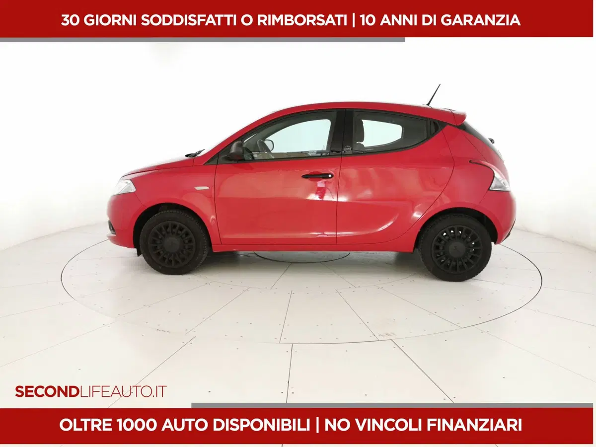 Lancia Ypsilon usata a Chieti (2)