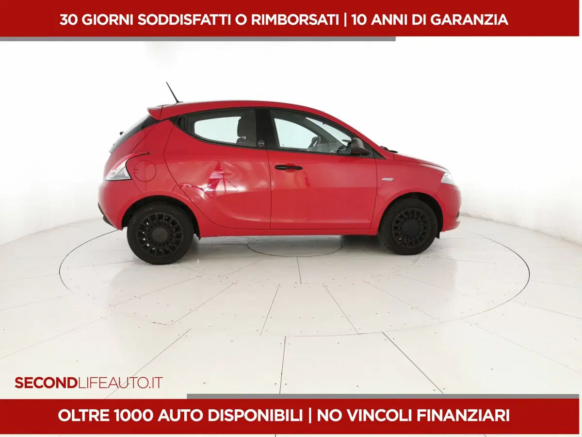 Lancia Ypsilon usata a Chieti (4)