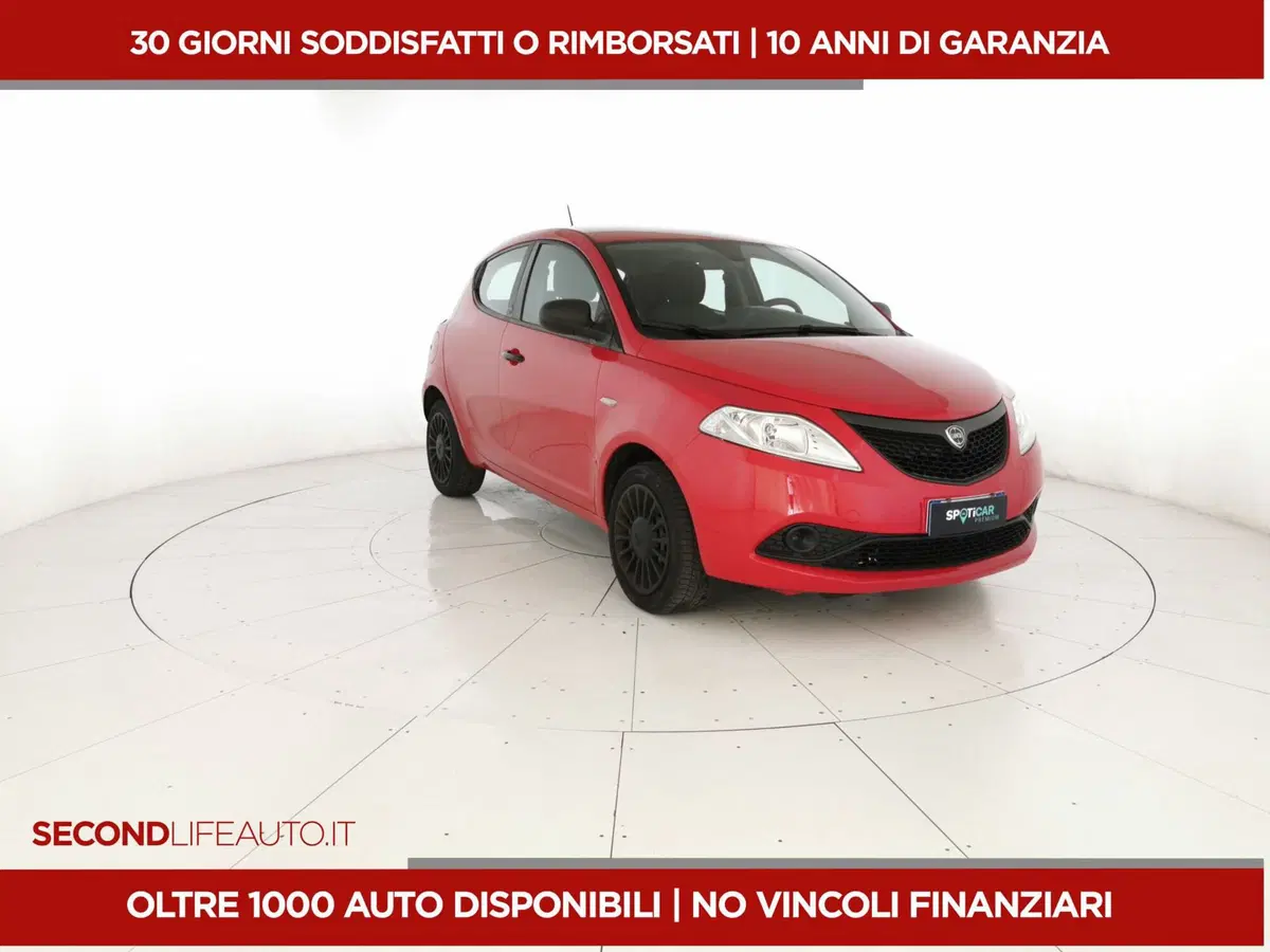 Lancia Ypsilon usata a Chieti (5)