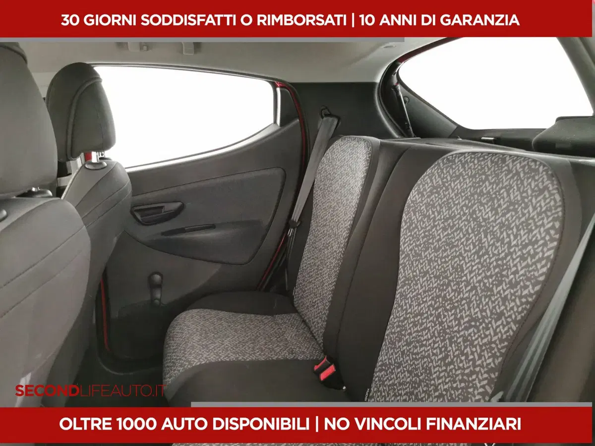 Lancia Ypsilon usata a Chieti (8)