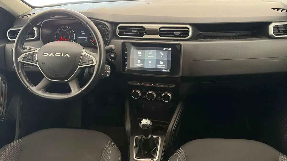 Dacia Duster usata a Viterbo (14)