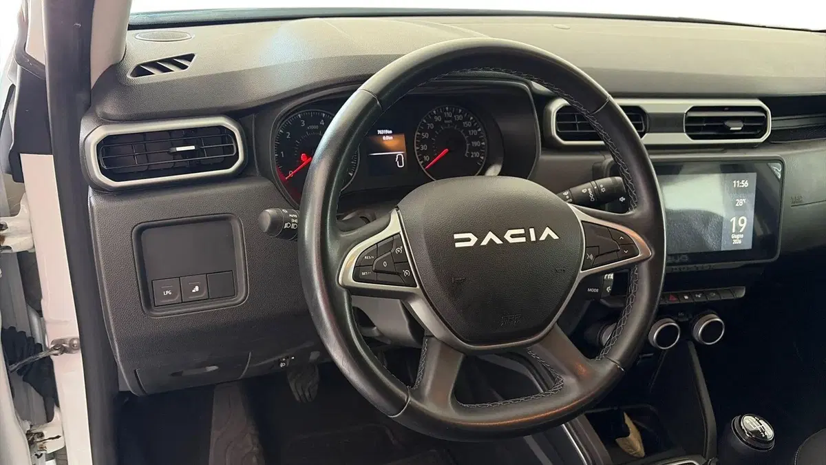 Dacia Duster usata a Viterbo (7)