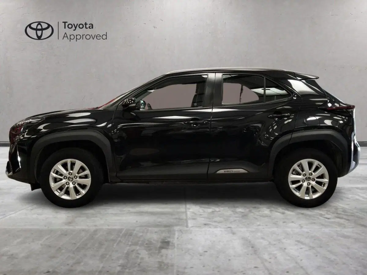Toyota Yaris Cross usata a Roma (3)