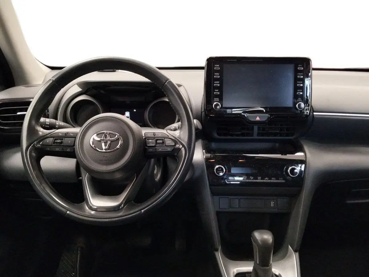 Toyota Yaris Cross usata a Roma (8)