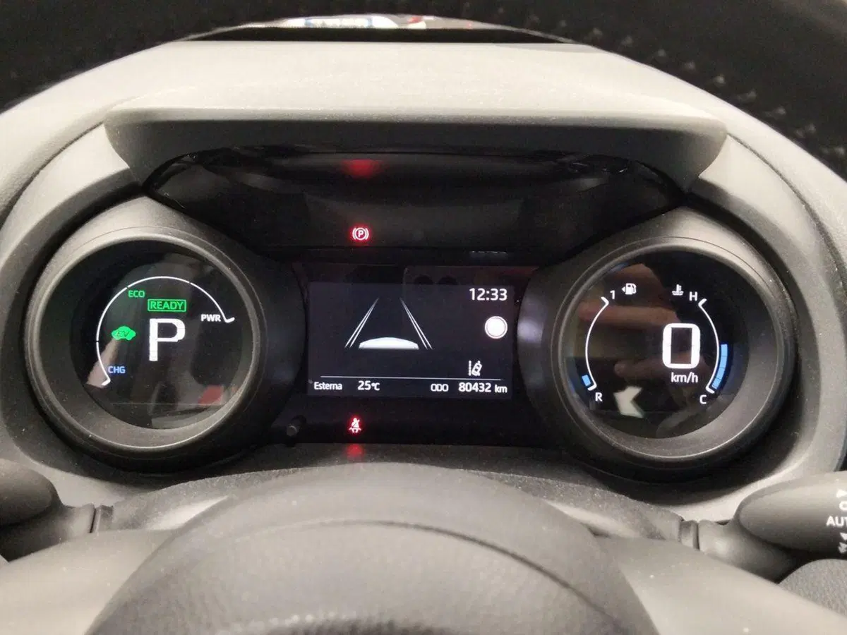 Toyota Yaris Cross usata a Roma (9)