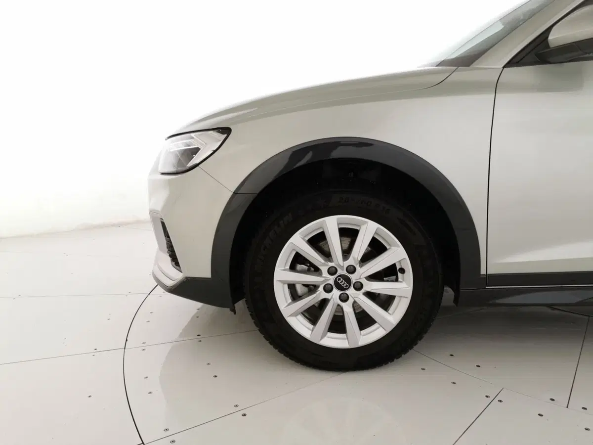 Audi A1 allstreet usata a Chieti (6)