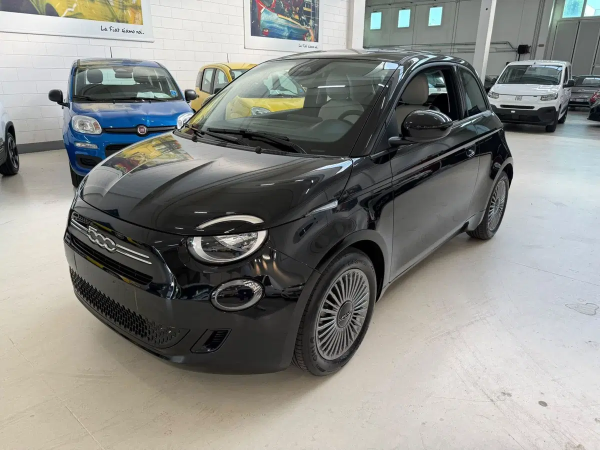 Fiat 500 nuova a Reggio Emilia (3)