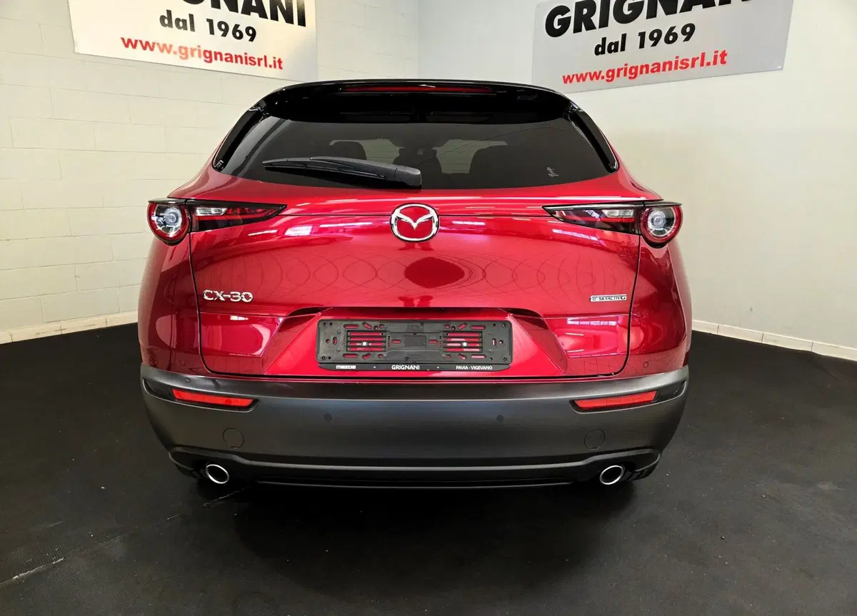 Mazda CX-30 nuova a Pavia (4)