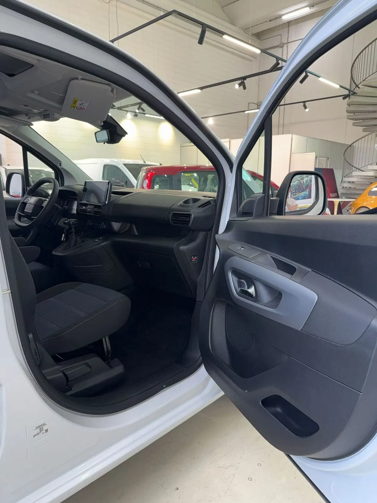 Fiat Doblò nuova a Reggio Emilia (13)
