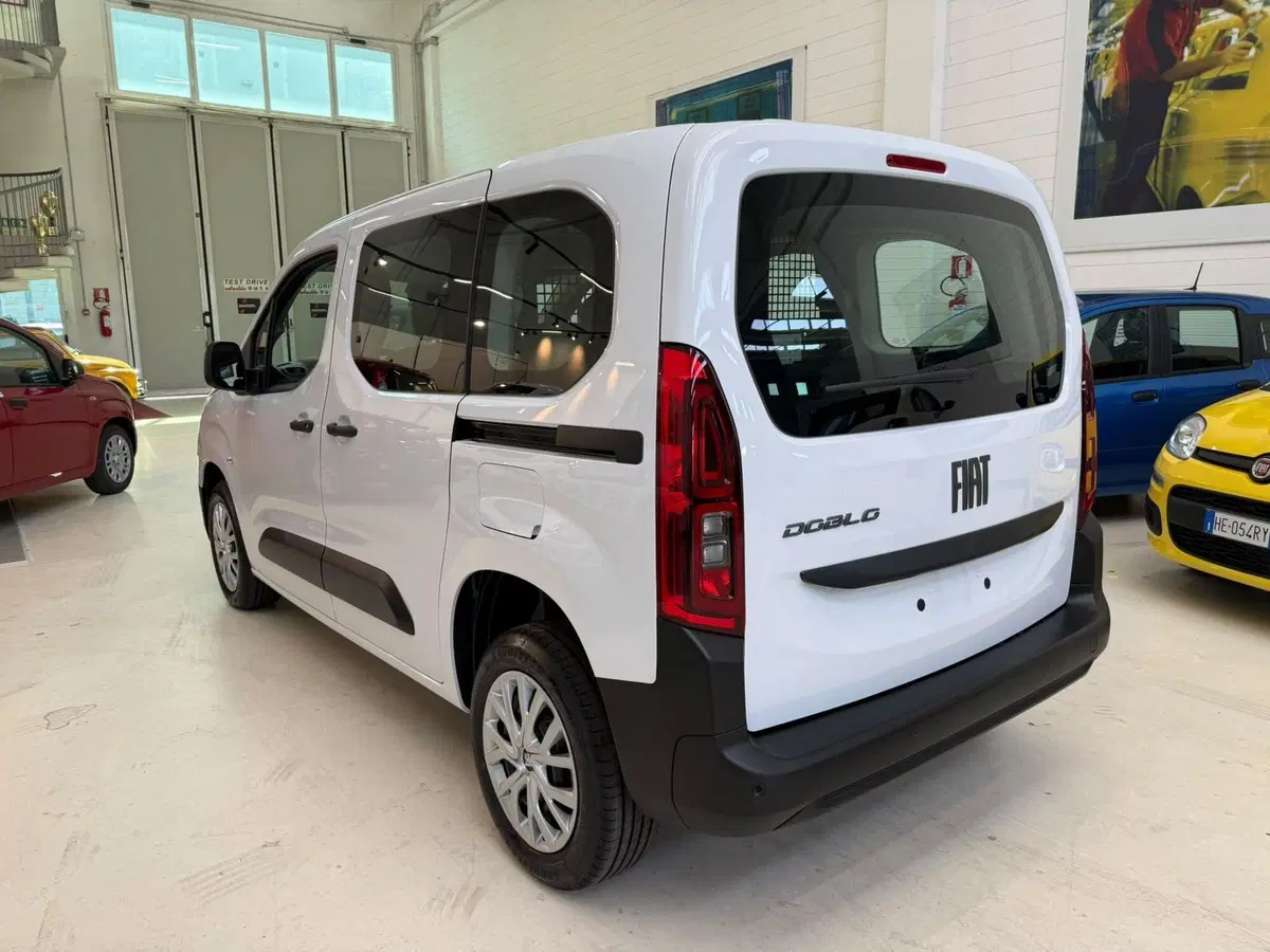 Fiat Doblò nuova a Reggio Emilia (4)