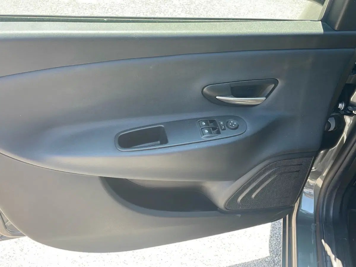 Lancia Ypsilon usata a Ravenna (17)