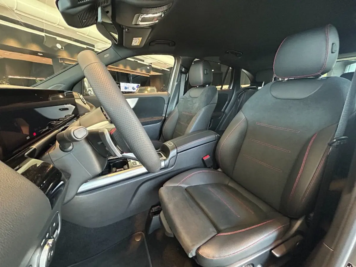 Mercedes-Benz GLA SUV usata a Siena (10)