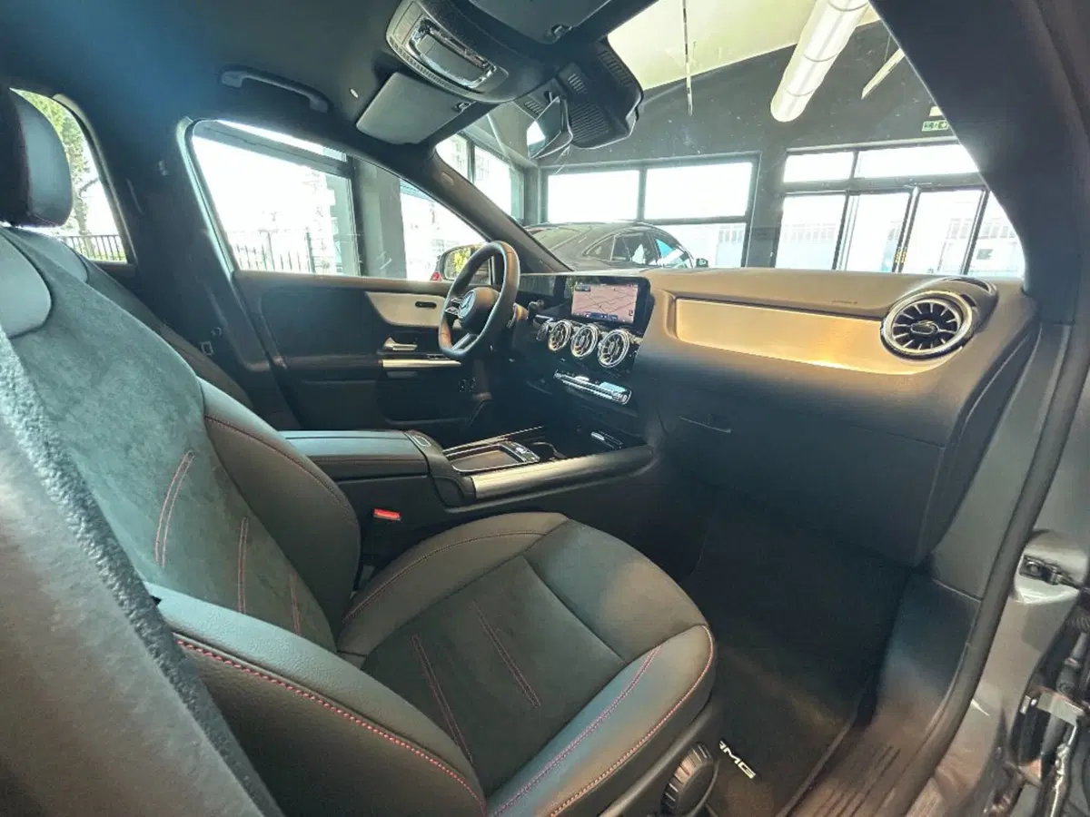 Mercedes-Benz GLA SUV usata a Siena (15)