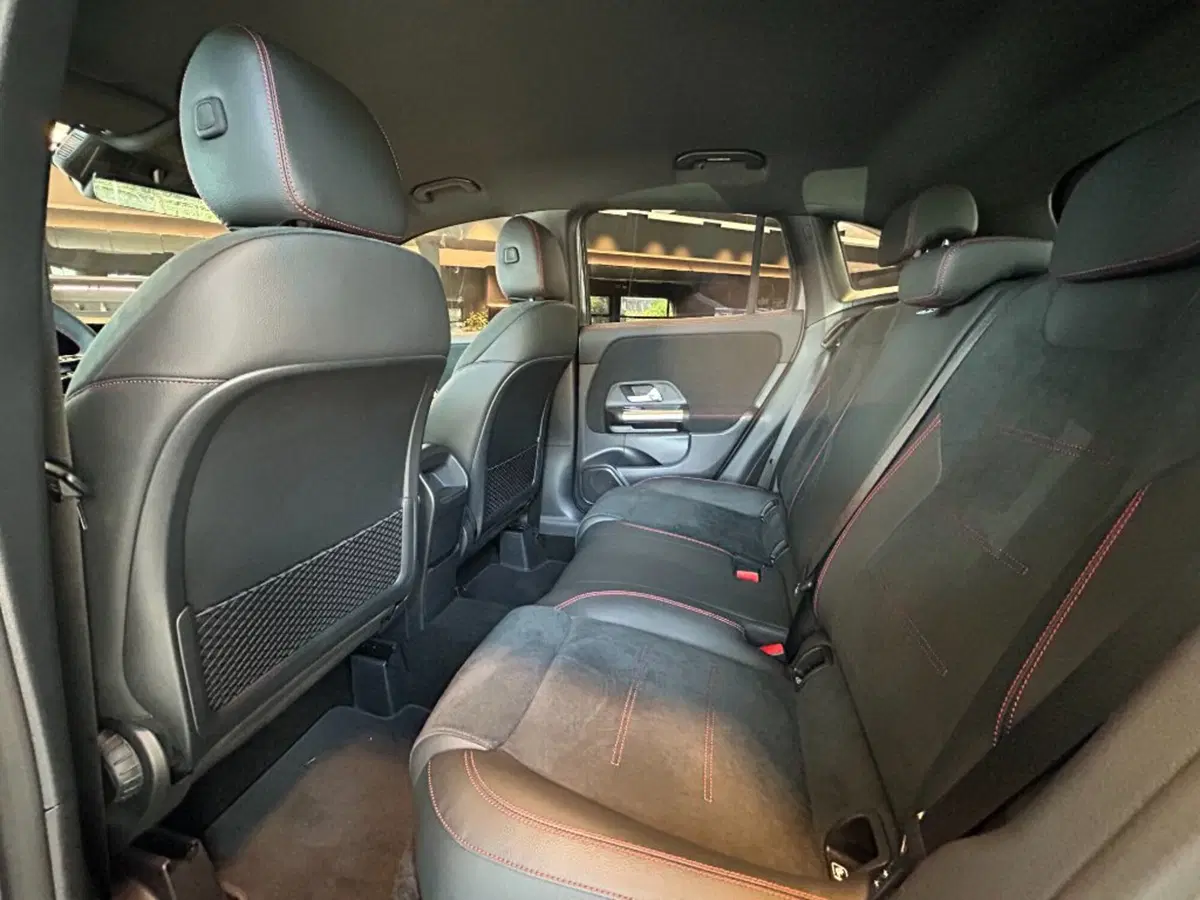 Mercedes-Benz GLA SUV usata a Siena (19)
