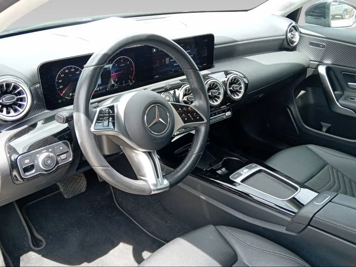 Mercedes-Benz Classe A usata a Firenze (14)