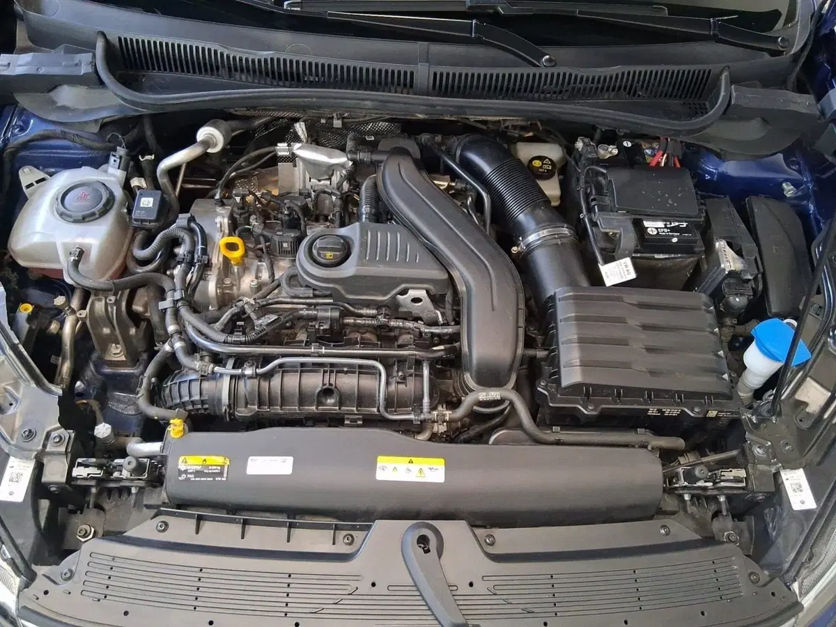 Volkswagen Taigo usata a Bologna (11)