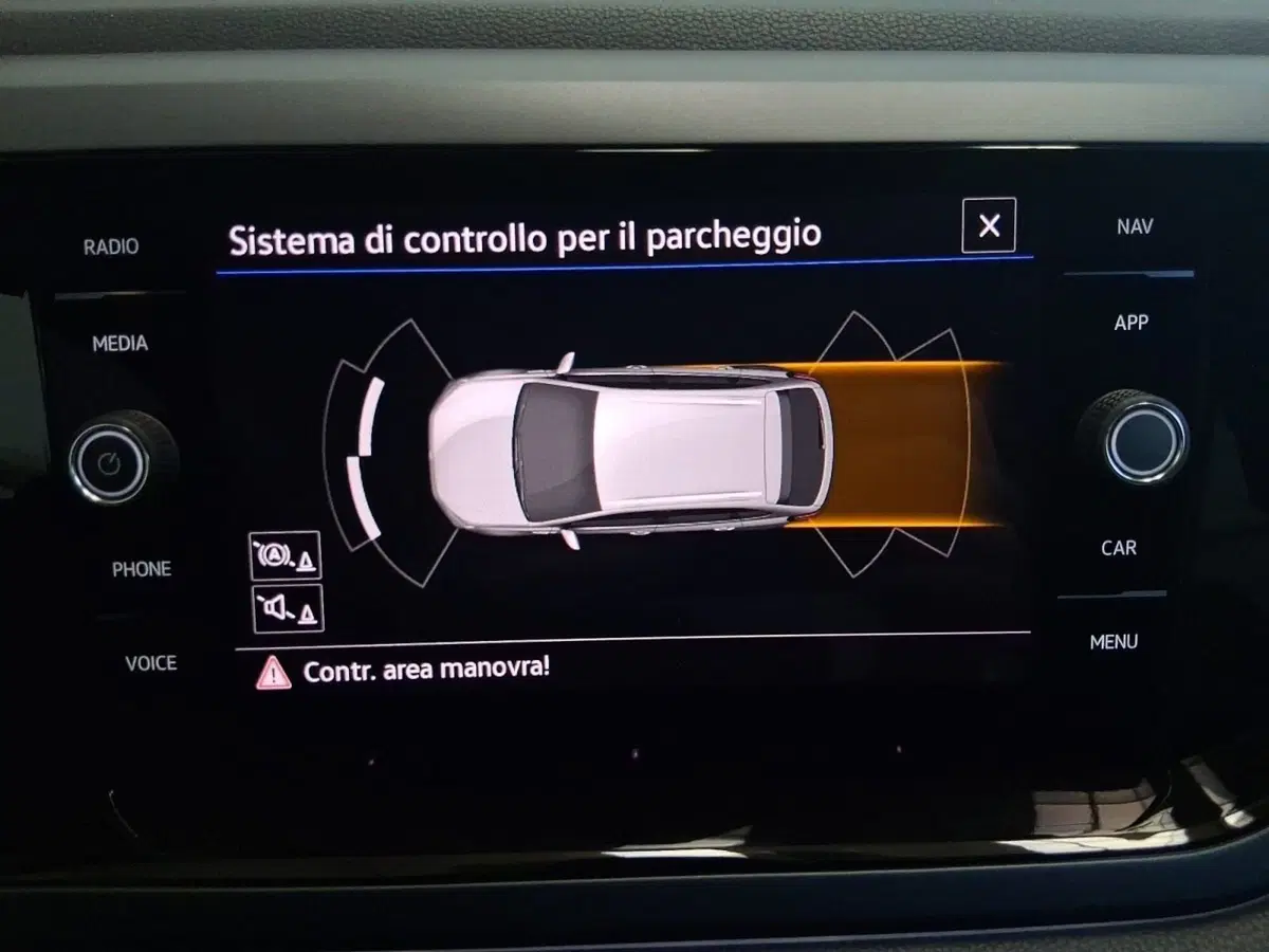 Volkswagen Taigo usata a Bologna (19)
