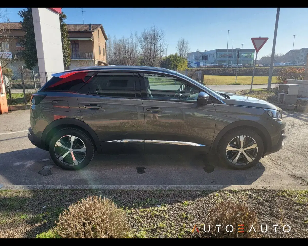 Peugeot 3008 usata a Parma (4)