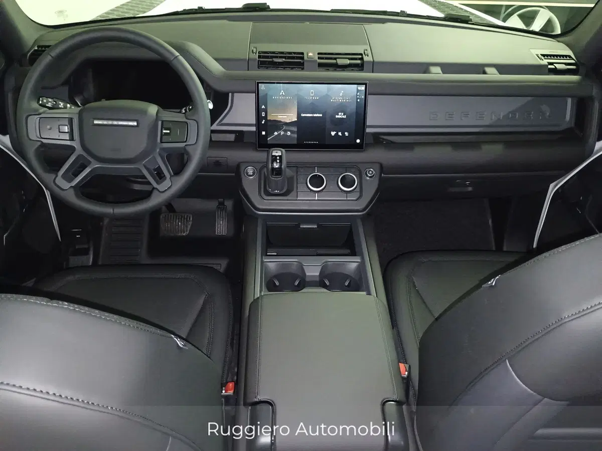 Land Rover Defender usata a Catanzaro (6)