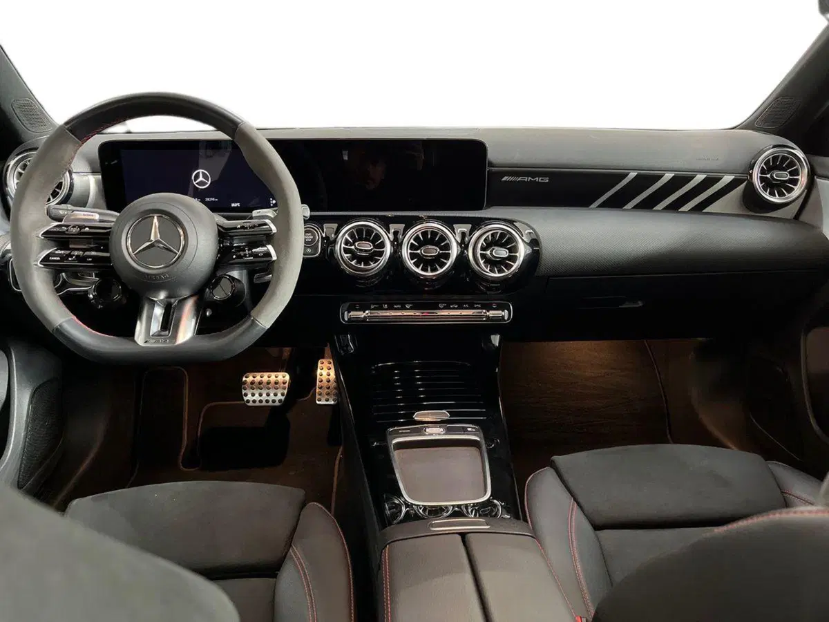 Mercedes-Benz Classe A usata a Bari (8)