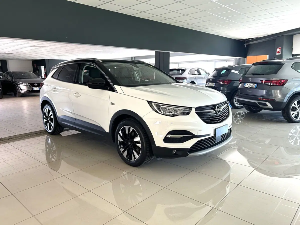 Opel Grandland X usata a Ferrara (3)