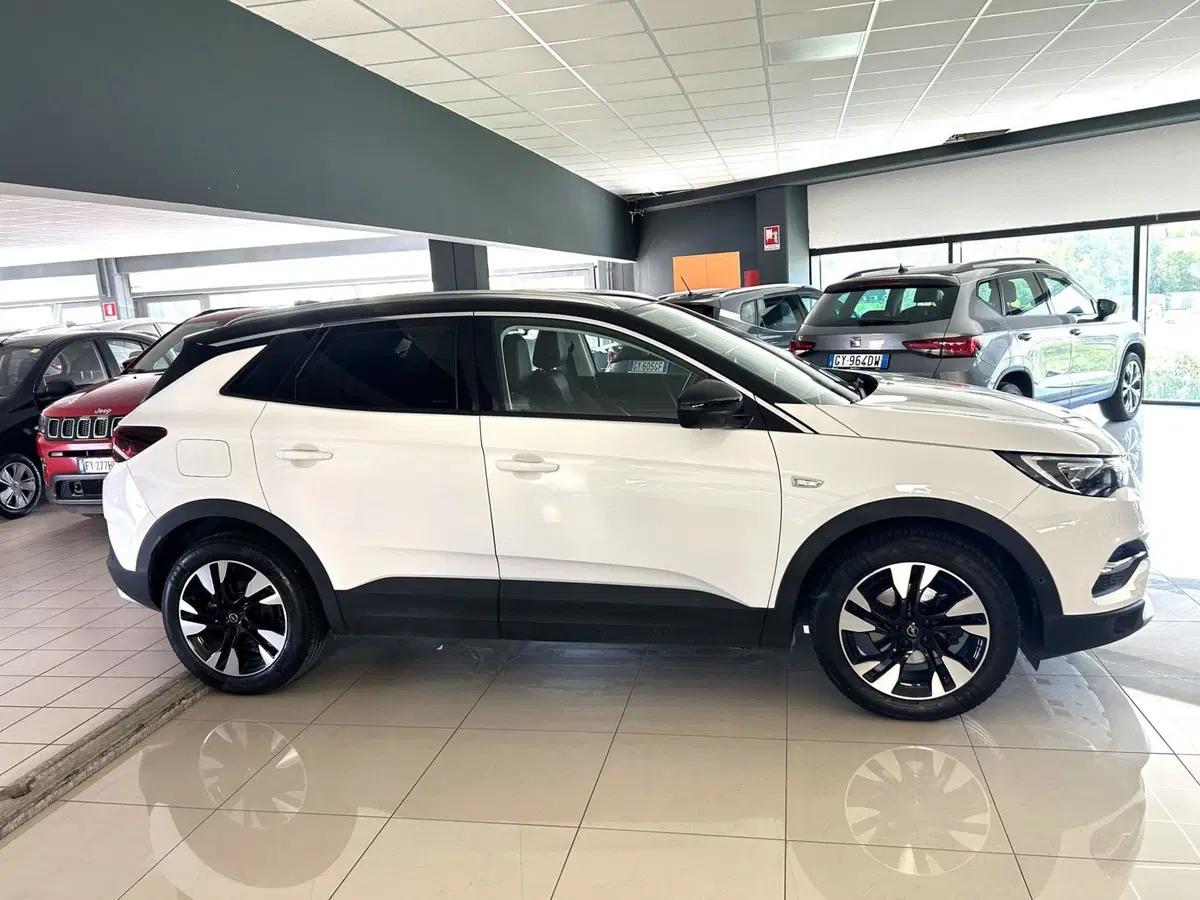 Opel Grandland X usata a Ferrara (4)