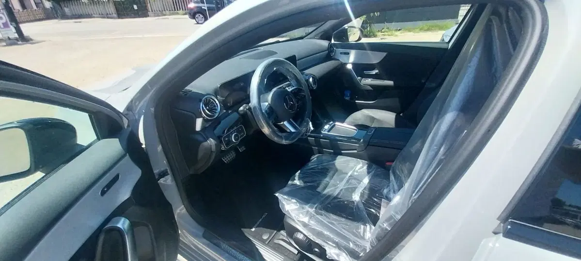 Mercedes-Benz Classe A nuova a Pescara (6)
