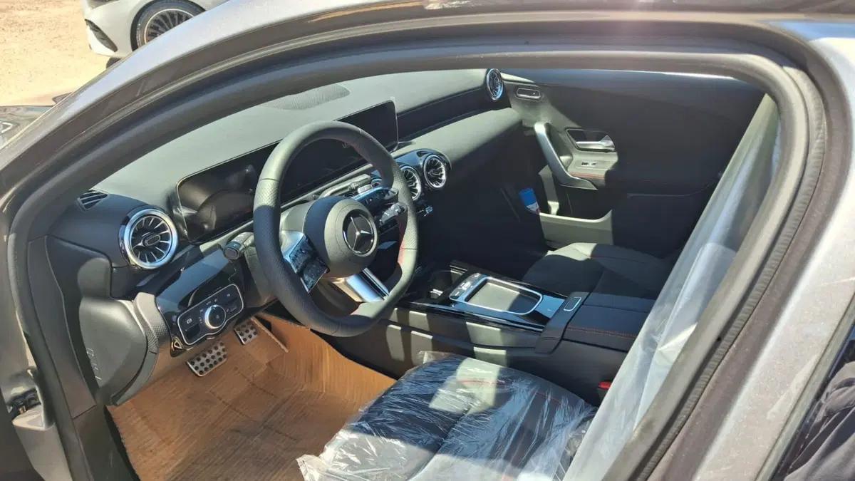 Mercedes-Benz Classe A nuova a Pescara (5)