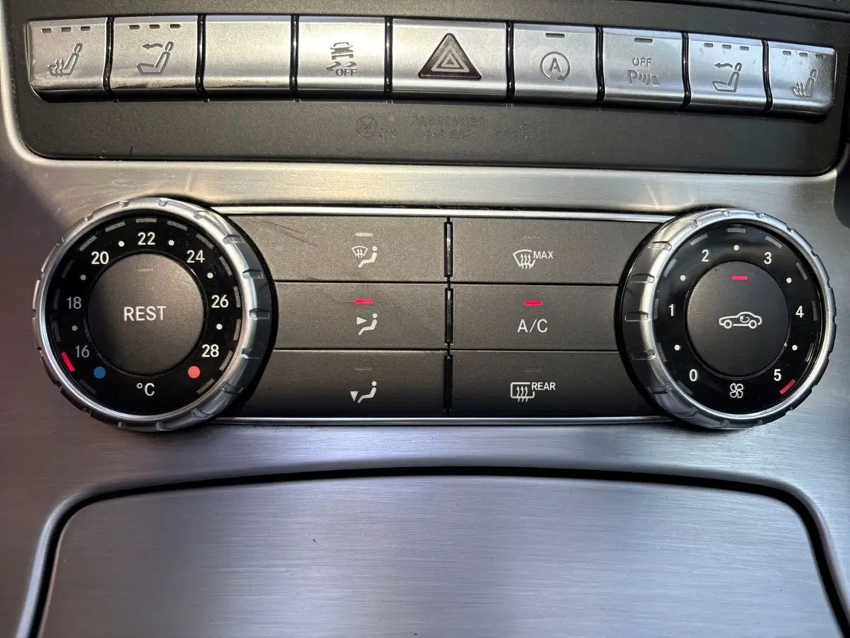 Mercedes-Benz SLK usata a Chieti (13)