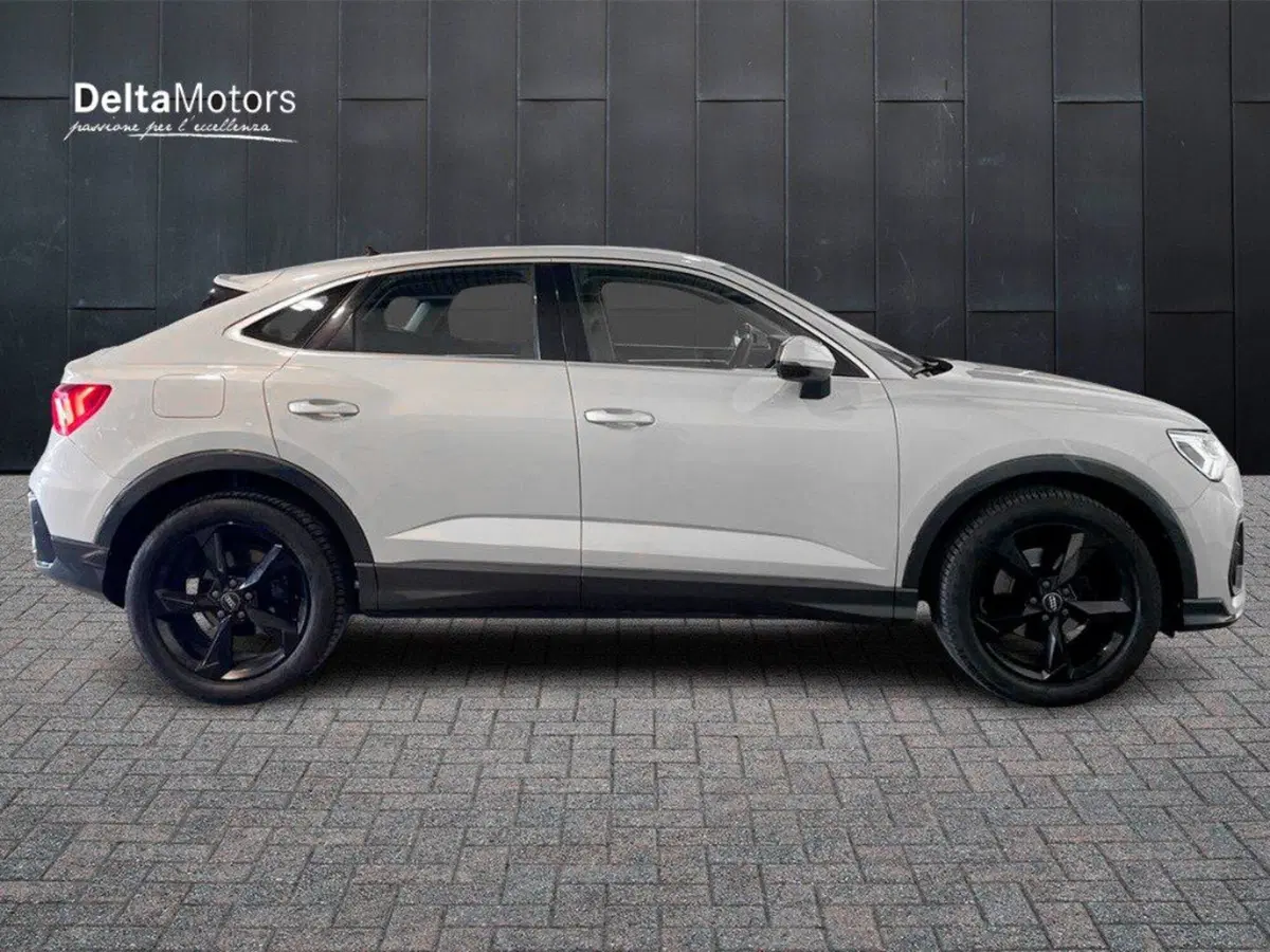 Audi Q3 Sportback usata a Macerata (5)