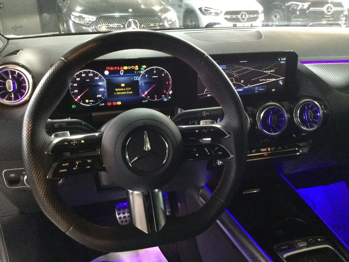 Mercedes-Benz GLA SUV usata a Caserta (11)