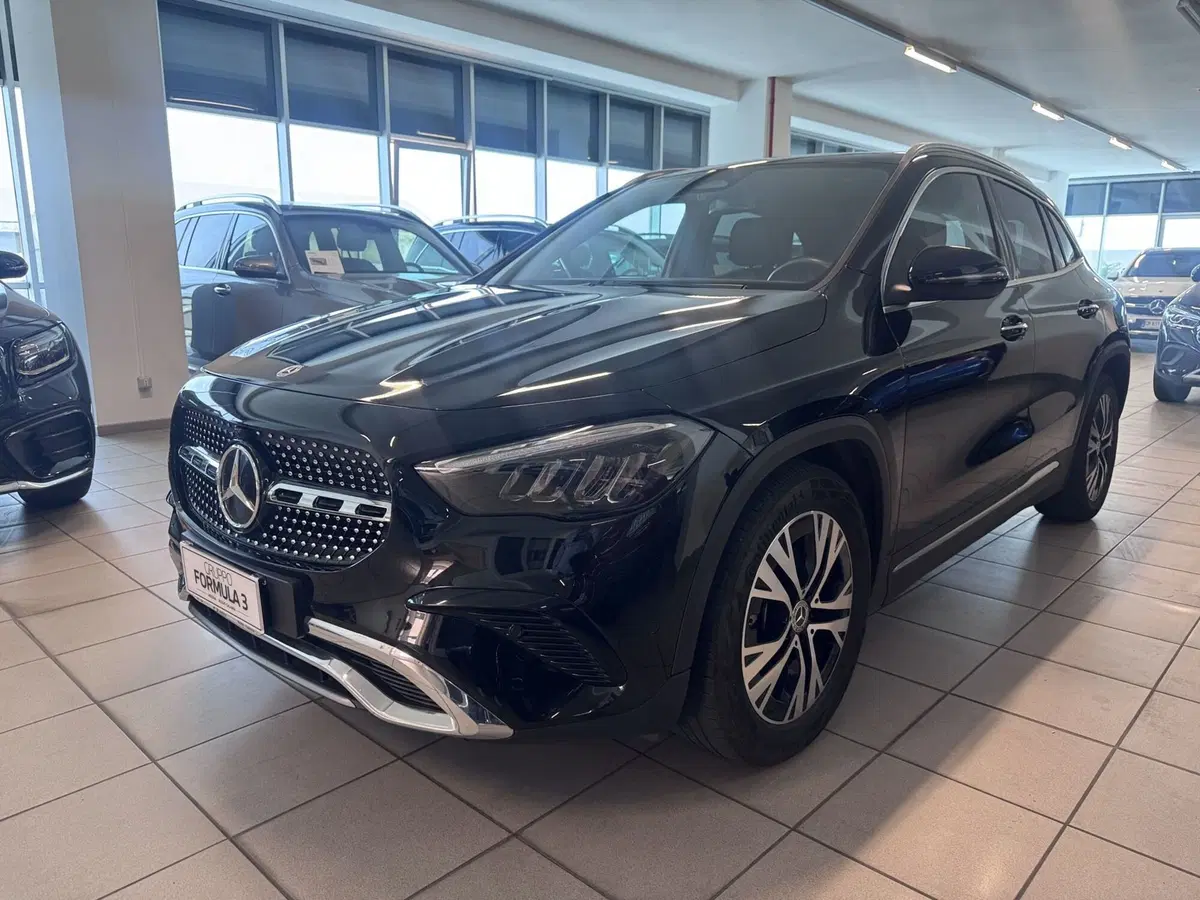 Mercedes-Benz GLA SUV usata a Messina