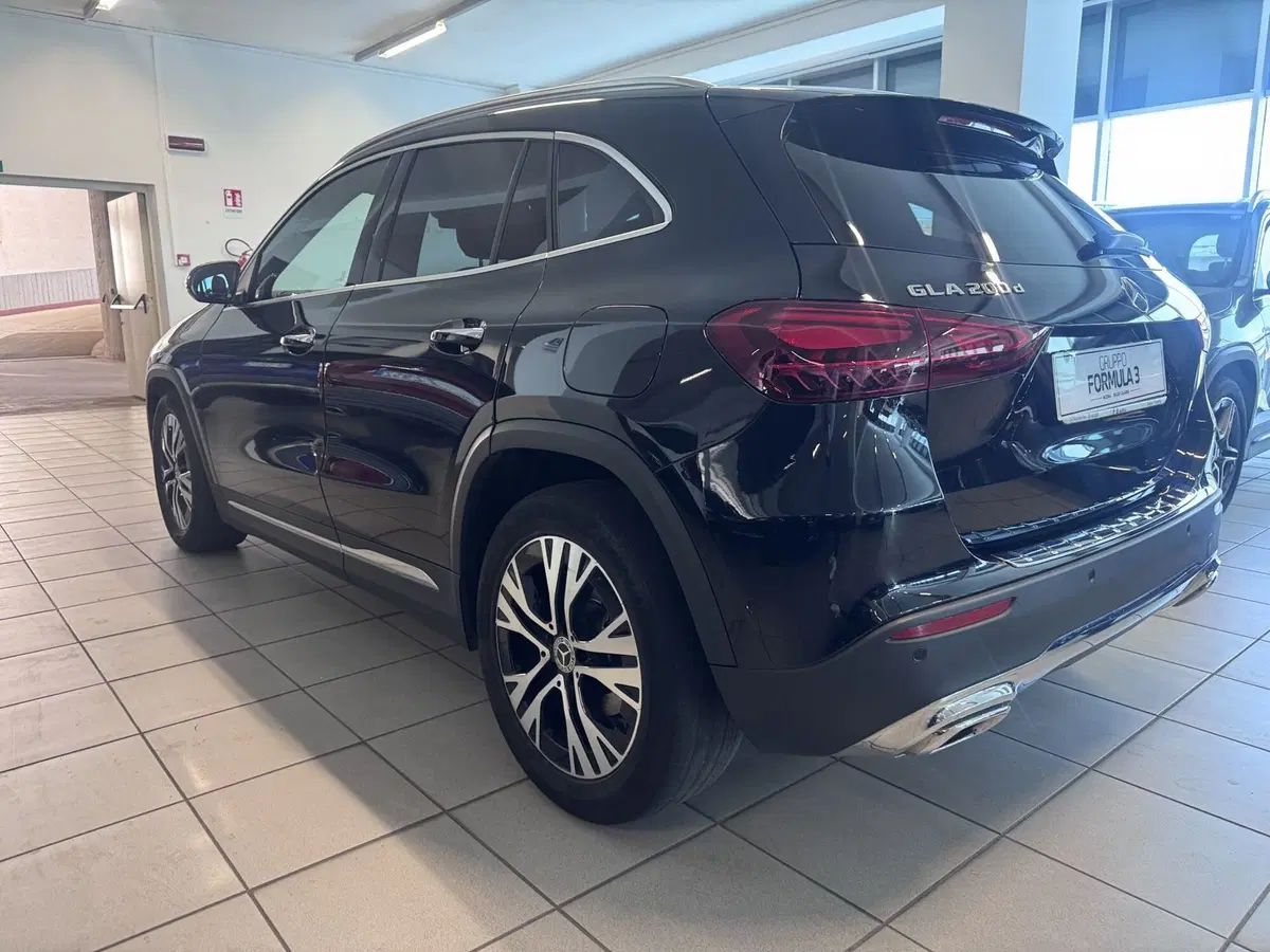 Mercedes-Benz GLA SUV usata a Messina (4)