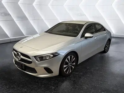 Mercedes-Benz Classe A 200 Automatic Business del 2022 usata a Napoli