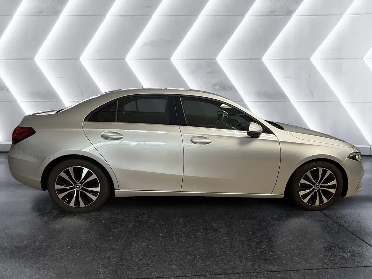 Mercedes-Benz Classe A usata a Napoli (5)