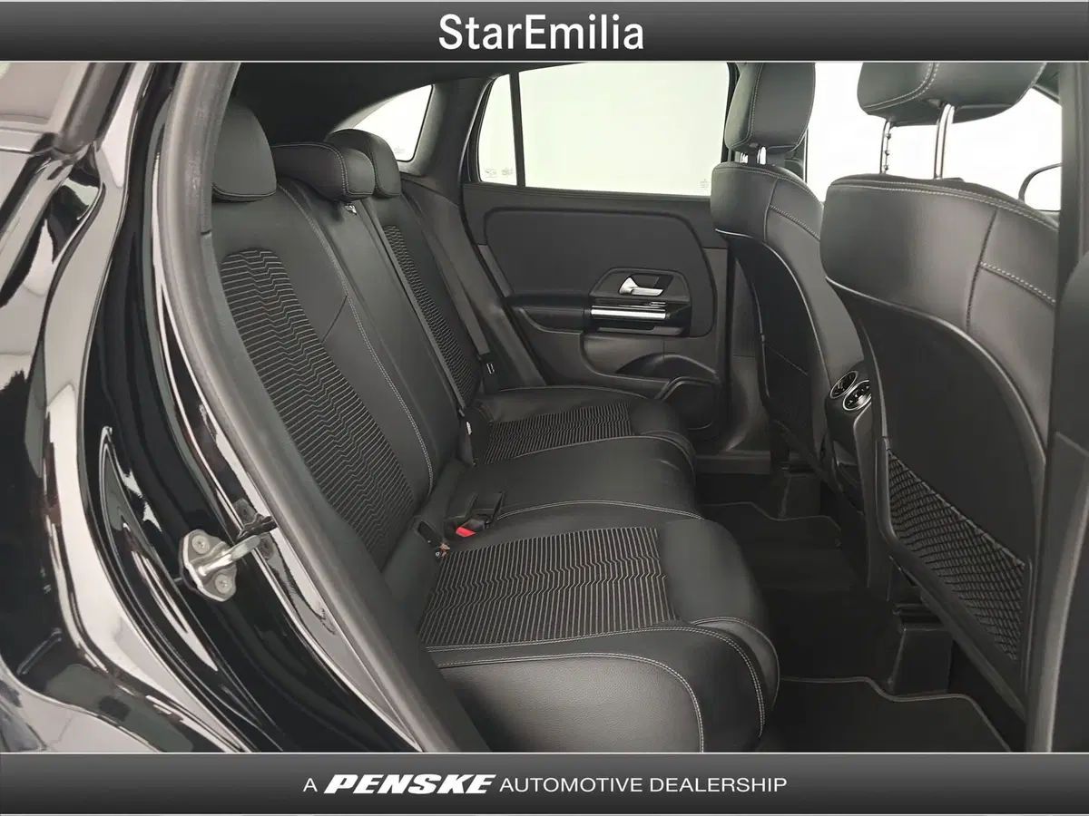 Mercedes-Benz GLA SUV usata a Bologna (18)
