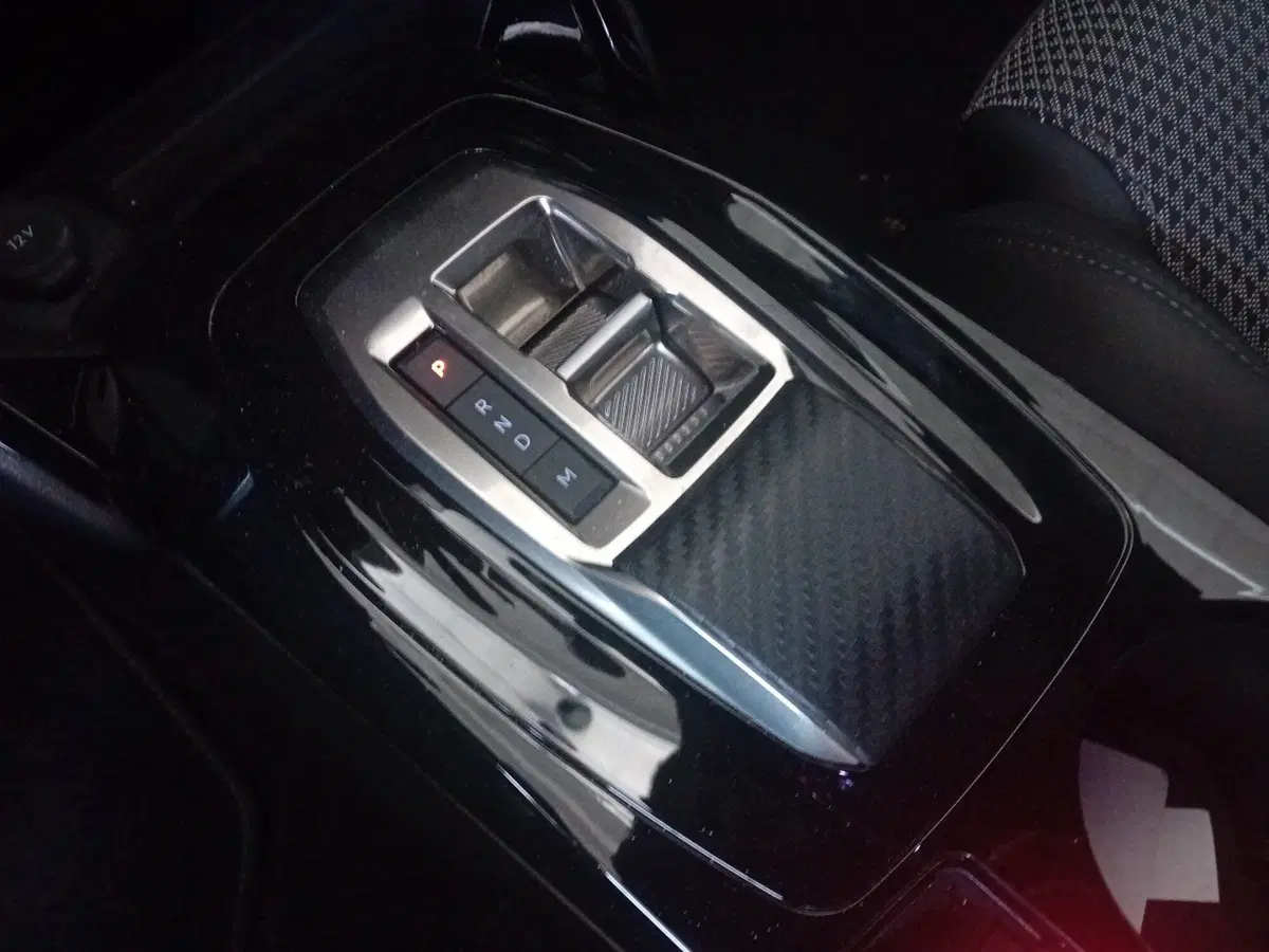 Peugeot 2008 usata a Pordenone (15)