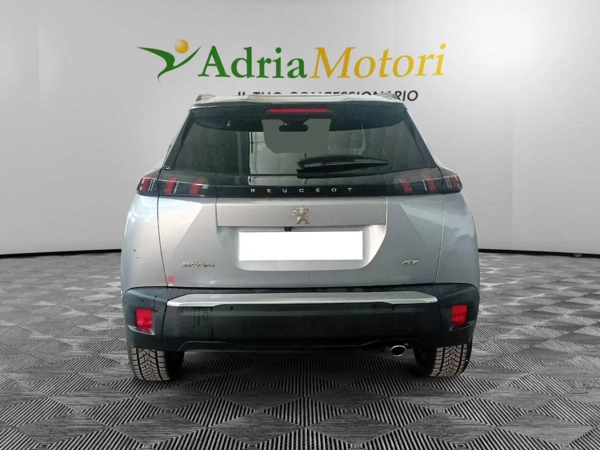 Peugeot 2008 usata a Pordenone (4)