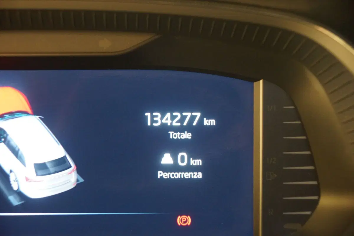 Skoda Octavia Station Wagon usata a Torino (11)