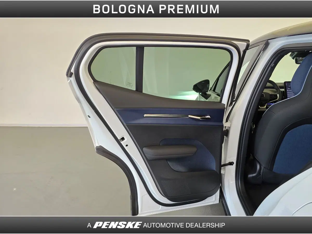 Volvo EX30 usata a Bologna (20)