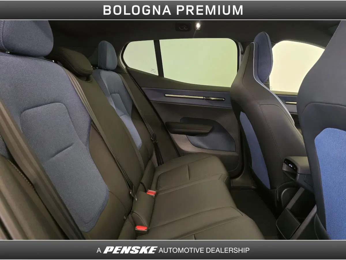 Volvo EX30 usata a Bologna (5)